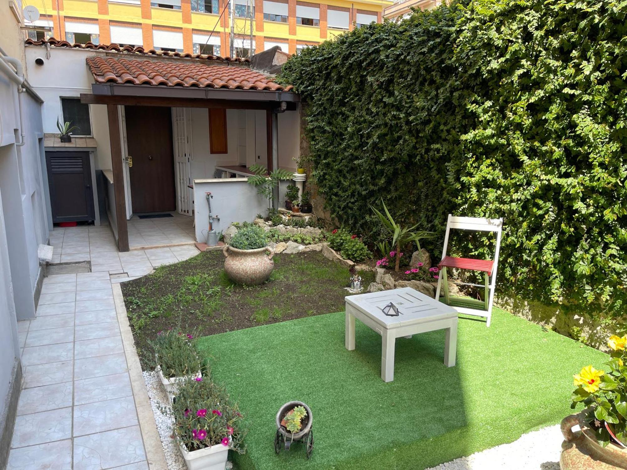 Apartamento House With Private Garden Roma Exterior foto